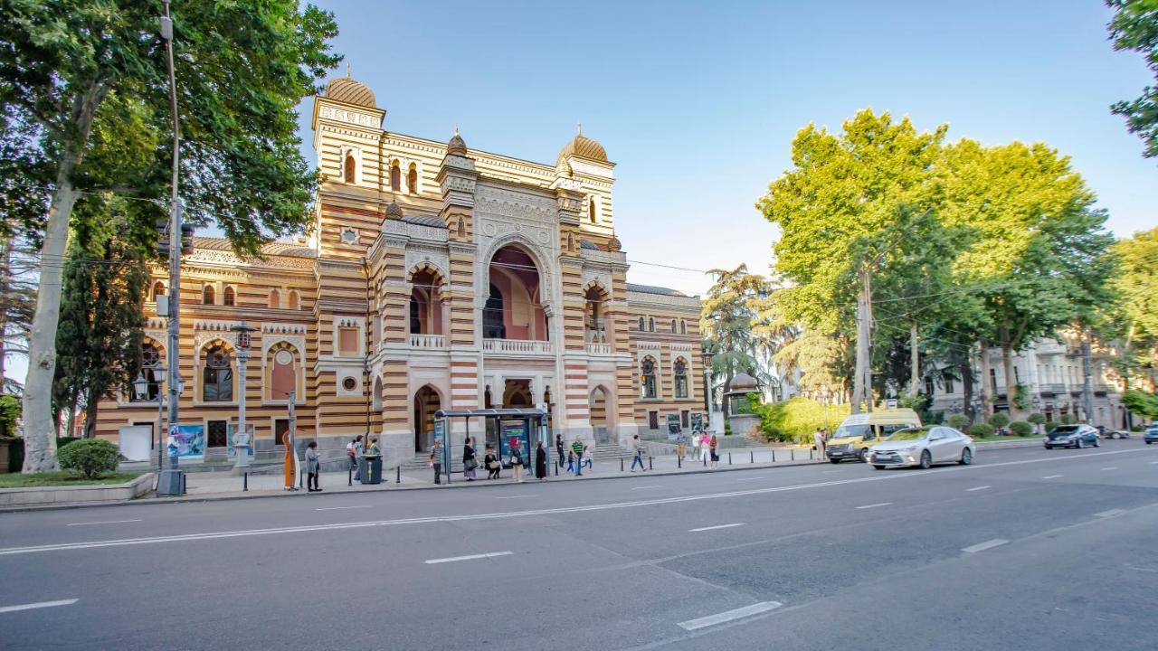 Near The Opera Daire Tiflis Dış mekan fotoğraf